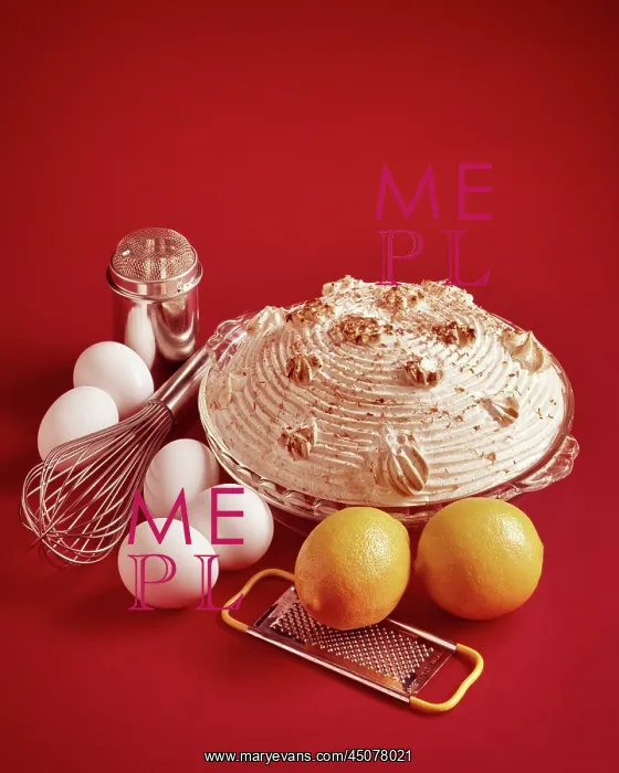 : One Lemon Meringue Pie with Ingredients 2 Lemons : One Lemon Meringue Pie with Ingredients 2 Lemons