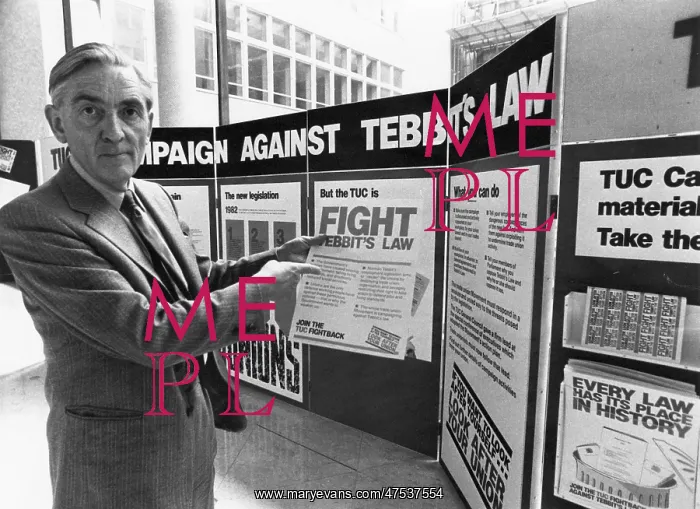 : Len Murray with campaign against Tebbit's Law : Len Murray with campaign against Tebbit's Law
