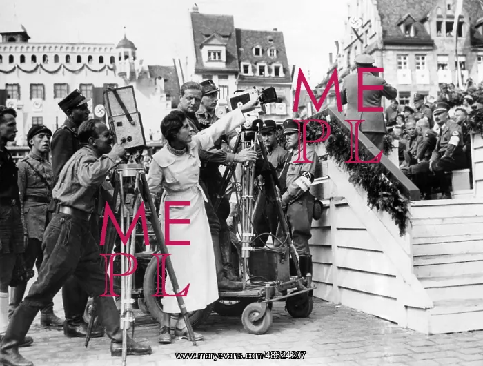 : Leni Riefenstahl, 1934 : Leni Riefenstahl, 1934