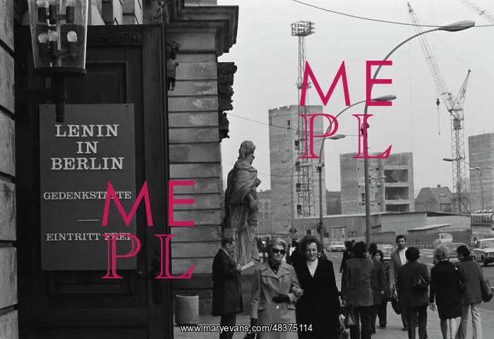 : Lenin in Berlin Exhibition : Lenin in Berlin Exhibition
