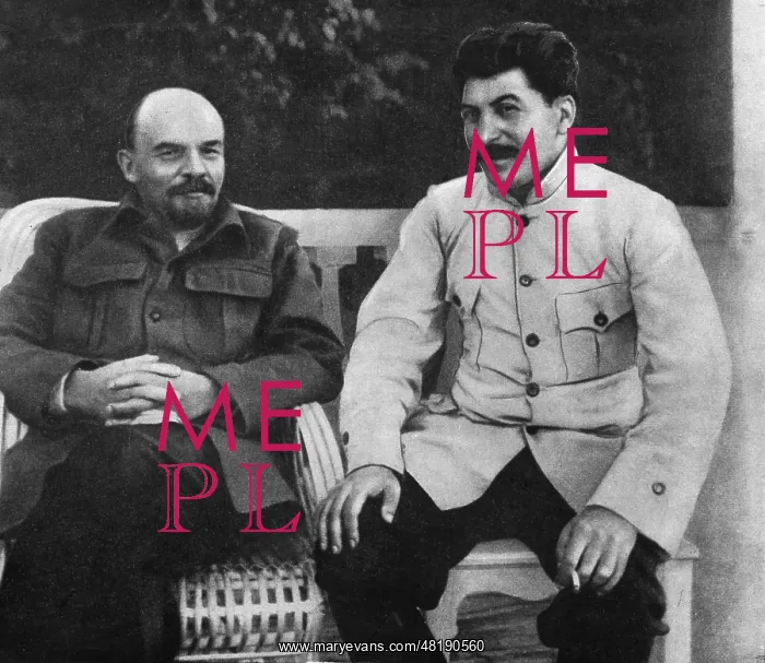 : Lenin and Stalin in Gorky, 1922 : Lenin and Stalin in Gorky, 1922