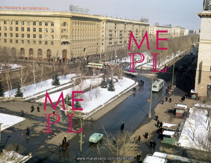 : Lenina Avenue in Volgograd, 1971 : Lenina Avenue in Volgograd, 1971