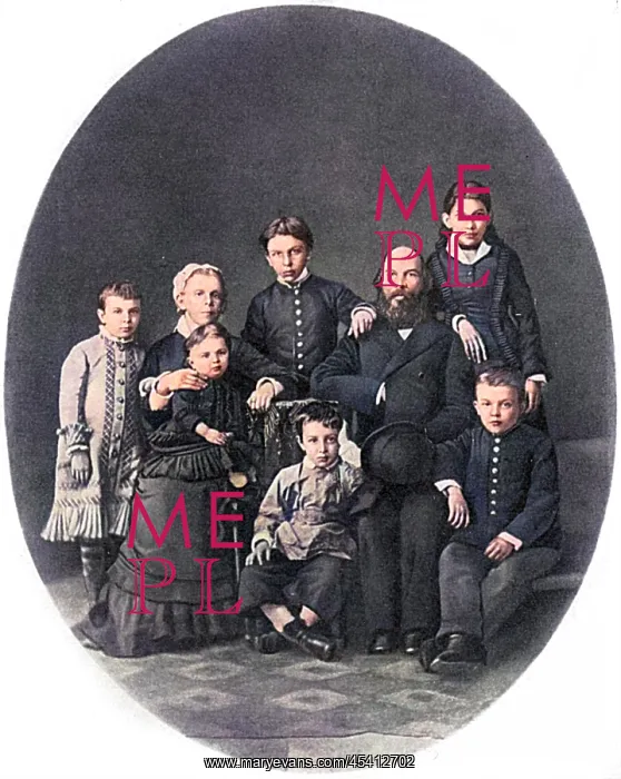 : LENIN'S FAMILY : LENIN'S FAMILY
