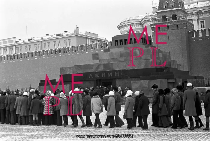 : Lenin's Mausoleum, 1975 : Lenin's Mausoleum, 1975