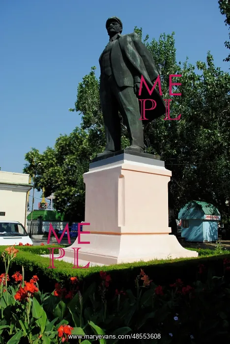 : Lenin's Statue. Feodosiya. Crimea : Lenin's Statue. Feodosiya. Crimea