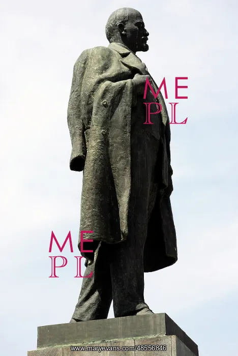 : Lenin's Statue. Kerch. Ukraine : Lenin's Statue. Kerch. Ukraine