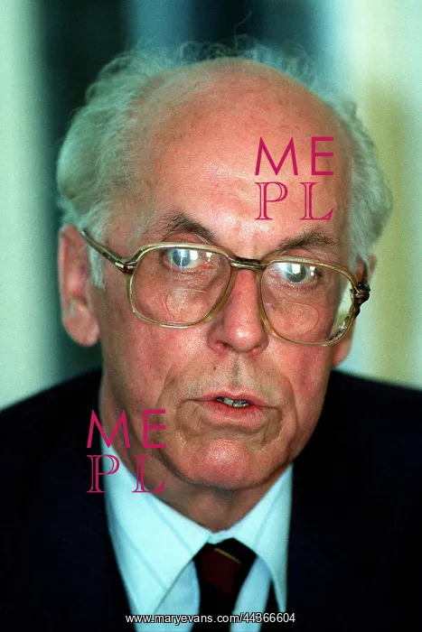  : Lennart Meri