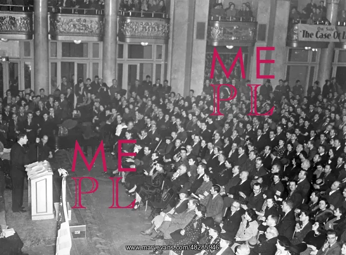: Leon Trotsky : Leon Trotsky