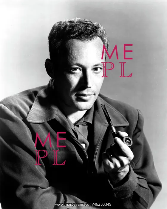 : Leon Uris, circa mid-1950s. ? : Leon Uris, circa mid-1950s. ?
