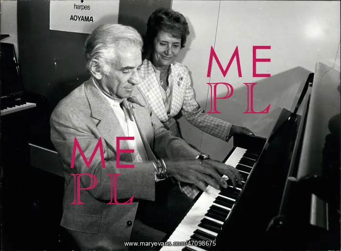: Leonard Bernstein and Jacqueline Baudrier in Paris : Leonard Bernstein and Jacqueline Baudrier in Paris