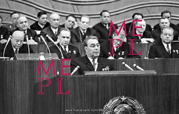 : Leonid Brezhnev addressing, 1971 : Leonid Brezhnev addressing, 1971