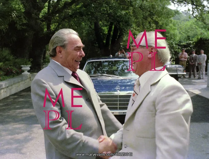 : Leonid Brezhnev and Erich Honecker, 1976 : Leonid Brezhnev and Erich Honecker, 1976