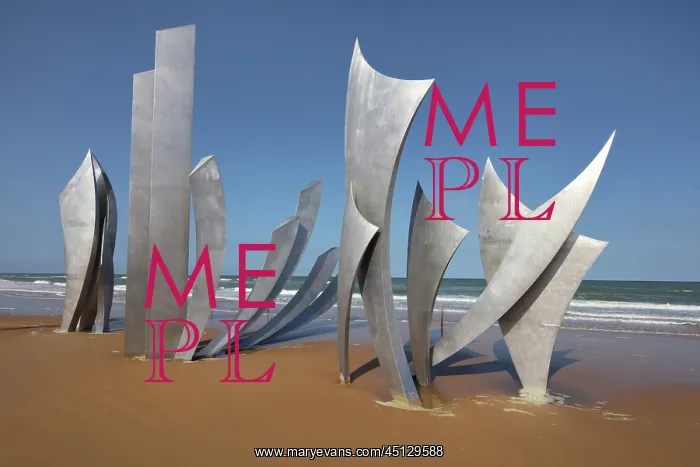 : Les Braves War Memorial, Omaha beach, Saint-Laurent-sur-Mer : Les Braves War Memorial, Omaha beach, Saint-Laurent-sur-Mer