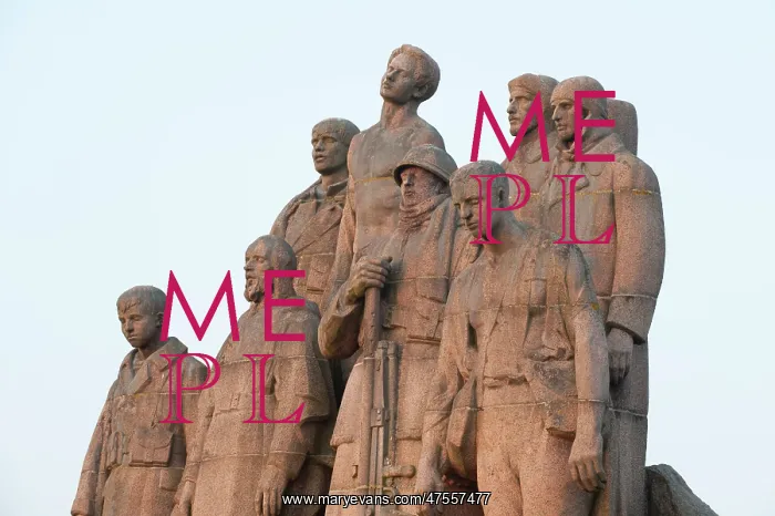 : The Les Fantomes memorial : The Les Fantomes memorial
