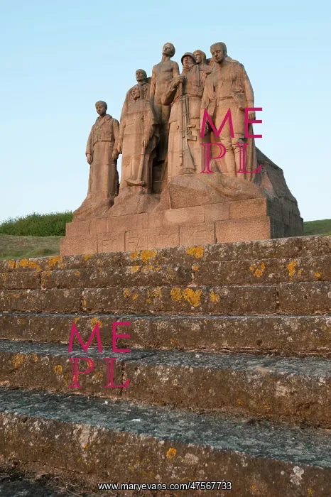 : The Les Fantomes memorial : The Les Fantomes memorial