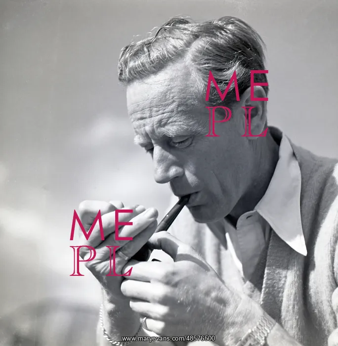 : Leslie Howard as RJ Mitchell in The First of the Few : Leslie Howard as RJ Mitchell in The First of the Few