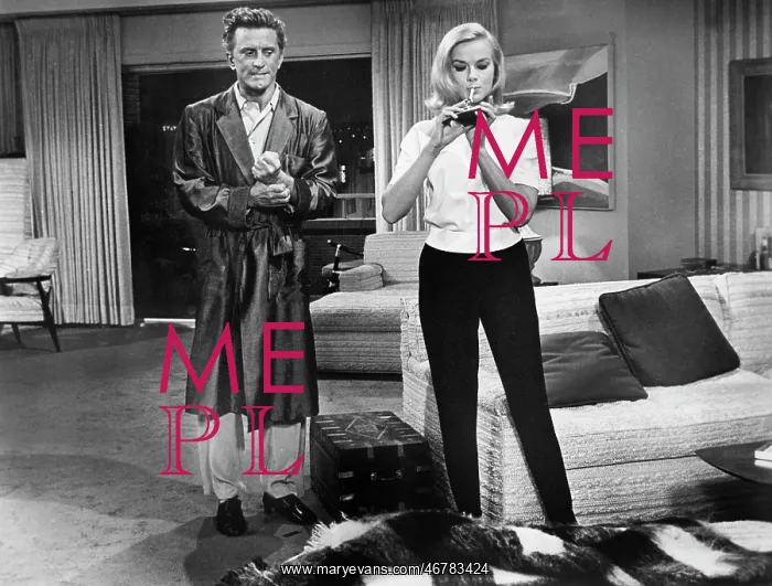 : Leslie Parrish - Kirk Douglas - celebrity : Leslie Parrish - Kirk Douglas - celebrity
