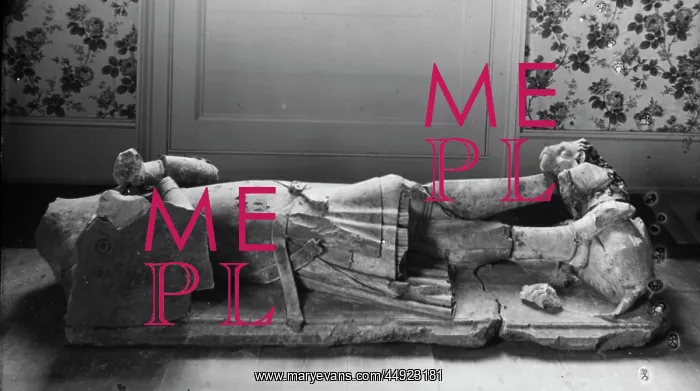 : Lesnes Abbey - Effigy : Lesnes Abbey - Effigy
