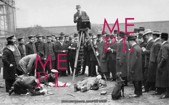 : Lesson at a police school, 1912 : Lesson at a police school, 1912