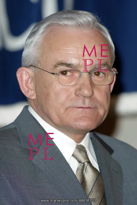  : Leszek Miller