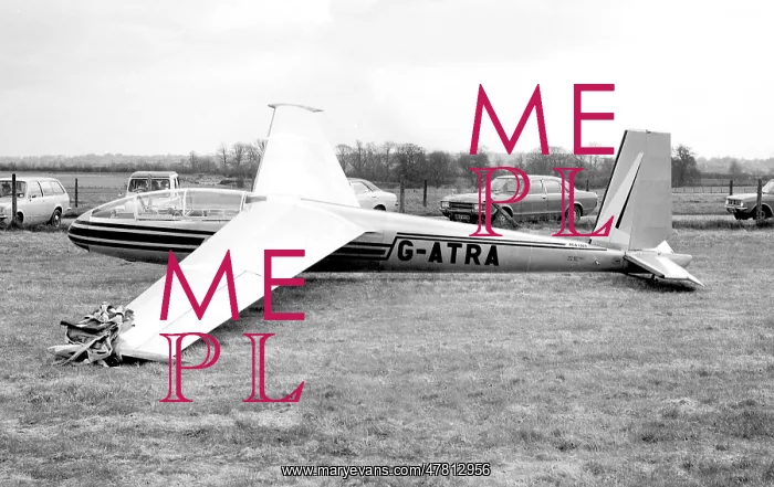 : Let L-13 Blanik G-ATRA : Let L-13 Blanik G-ATRA