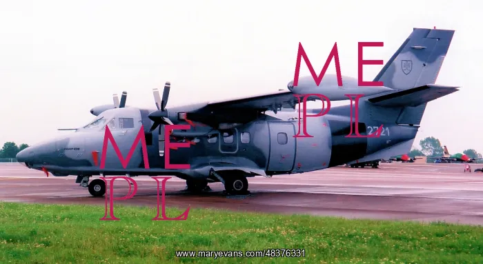 : Let L-410 Turbolet 2721 : Let L-410 Turbolet 2721
