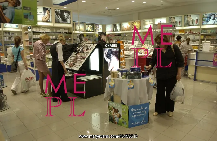 : L'Etoile specialised cosmetics and perfume chain : L'Etoile specialised cosmetics and perfume chain