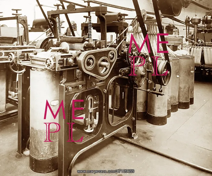 : Levelling machine in a woollen mill in Bradford : Levelling machine in a woollen mill in Bradford