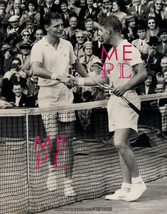 : Lew Hoad and Ham Richardson, tennis match, Wimbledon : Lew Hoad and Ham Richardson, tennis match, Wimbledon