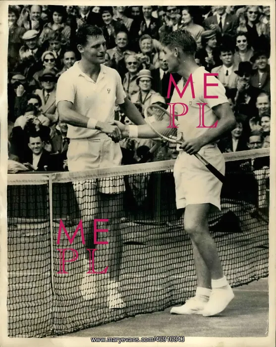 : Lew Hoad and Ham Richardson, tennis match, Wimbledon : Lew Hoad and Ham Richardson, tennis match, Wimbledon