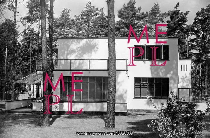 : Lewin House in Zehlendorf : Lewin House in Zehlendorf