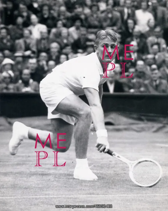 : Lewis Hoad in tennis match at Wimbledon : Lewis Hoad in tennis match at Wimbledon