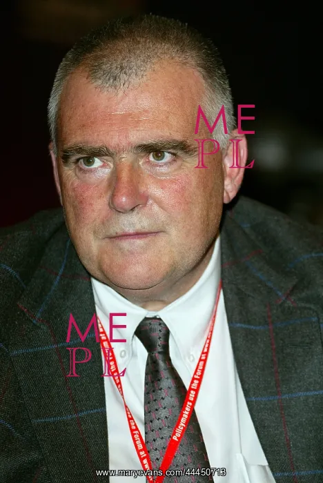 : Lewis Moonie MP : Lewis Moonie MP