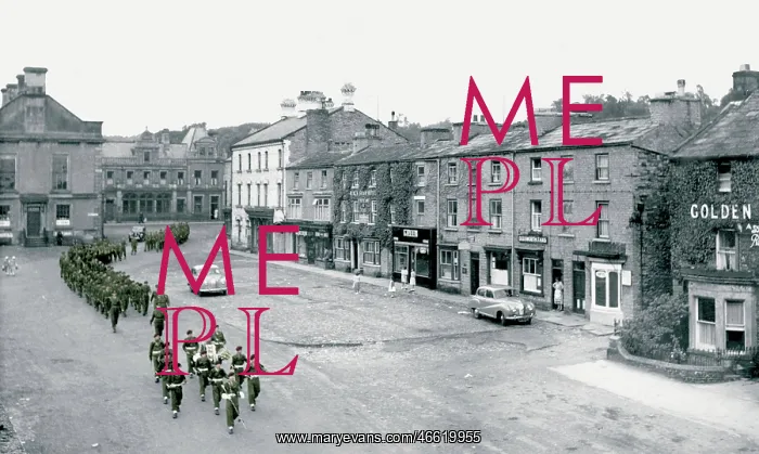  : Leyburn, the Market Place c1960