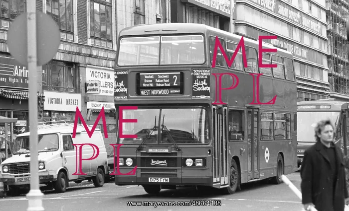 : Leyland double-decker bus : Leyland double-decker bus