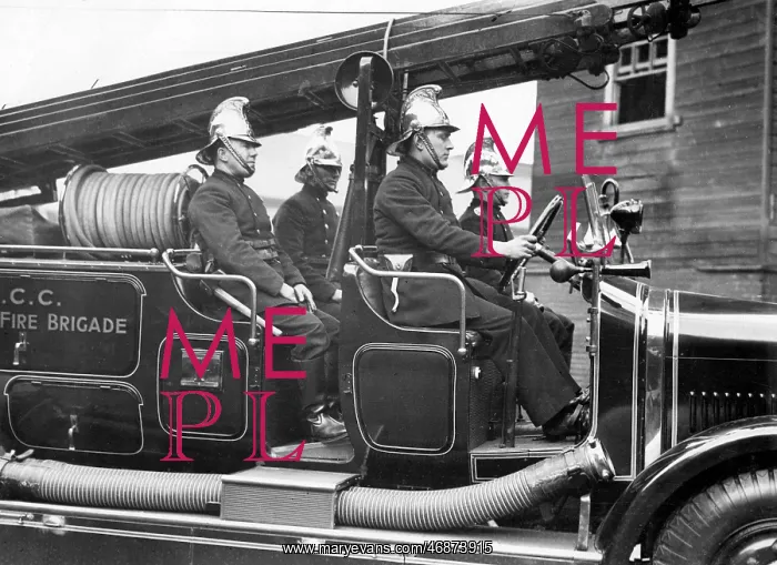  : LFB crew on motorised vehicle
