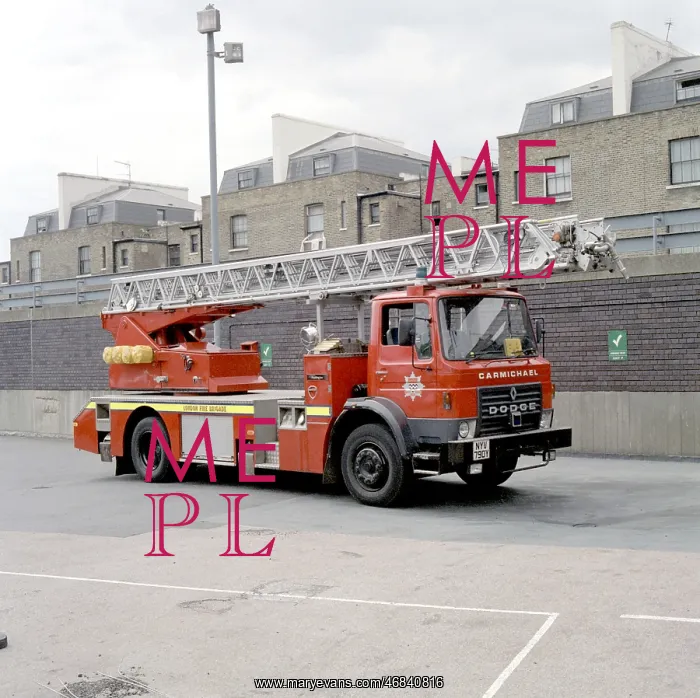 : LFDCA-LFB Dodge / Carmichael turntable ladder : LFDCA-LFB Dodge / Carmichael turntable ladder
