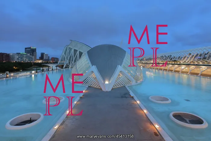 : L'Hemisferic and L'Umbracle, Valencia, Spain : L'Hemisferic and L'Umbracle, Valencia, Spain