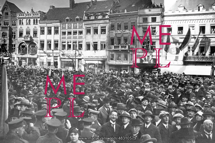 : Liberation ceremony in Aachen, around 1930 : Liberation ceremony in Aachen, around 1930