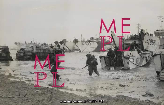 : Liberation of Europe: Commandos Pour Into Beachheads : Liberation of Europe: Commandos Pour Into Beachheads
