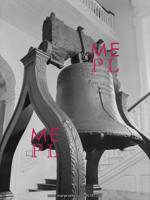 : Liberty Bell on display in the State House : Liberty Bell on display in the State House