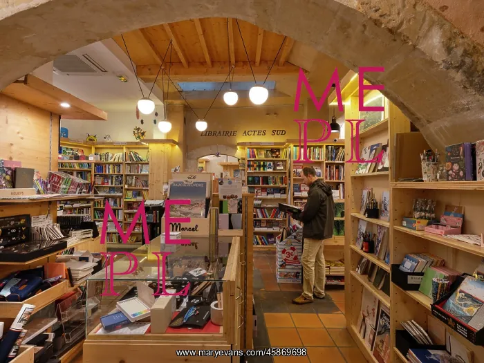 : Librairie Actes Sud, Arles, France : Librairie Actes Sud, Arles, France