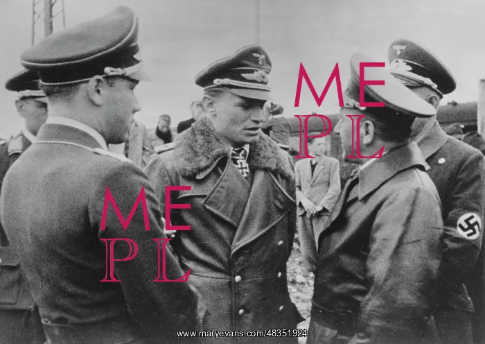 : Lieutenant Genzow in Steinebach, 1941 : Lieutenant Genzow in Steinebach, 1941