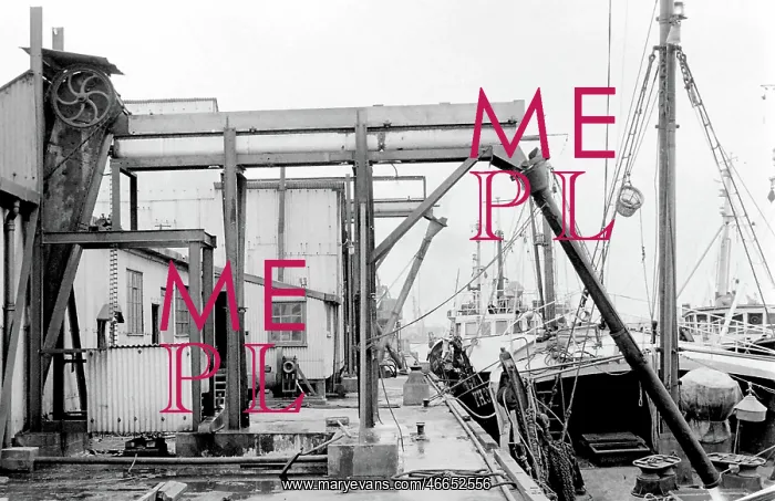 : Life on a North Sea trawler : Life on a North Sea trawler