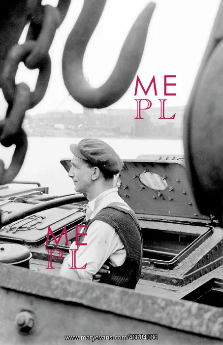 : Life on a North Sea trawler : Life on a North Sea trawler