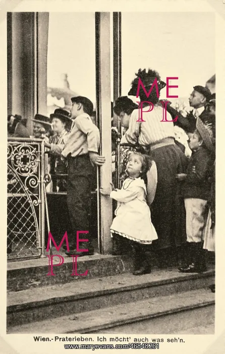 : Life in Vienna's Prater about 1910 : Life in Vienna's Prater about 1910