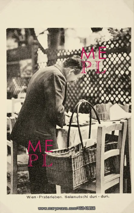 : Life in Vienna's Prater about 1910 : Life in Vienna's Prater about 1910