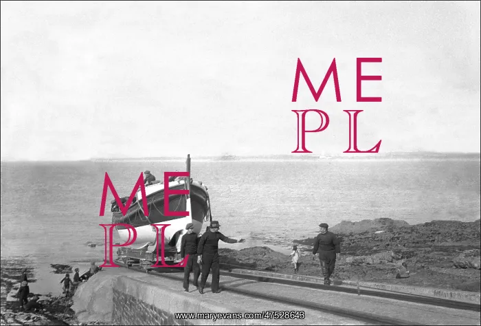 : Lifeboat and crewmen at Appledore, Devon : Lifeboat and crewmen at Appledore, Devon