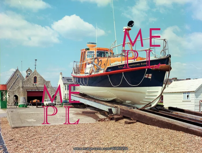 : The lifeboat, Walmer : The lifeboat, Walmer
