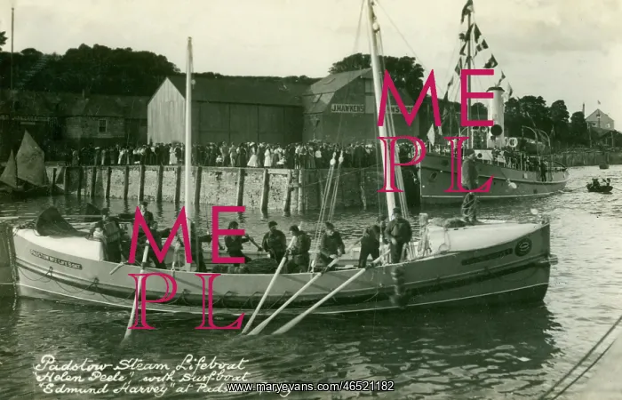 : Lifeboats at Padstow, Cornwall : Lifeboats at Padstow, Cornwall